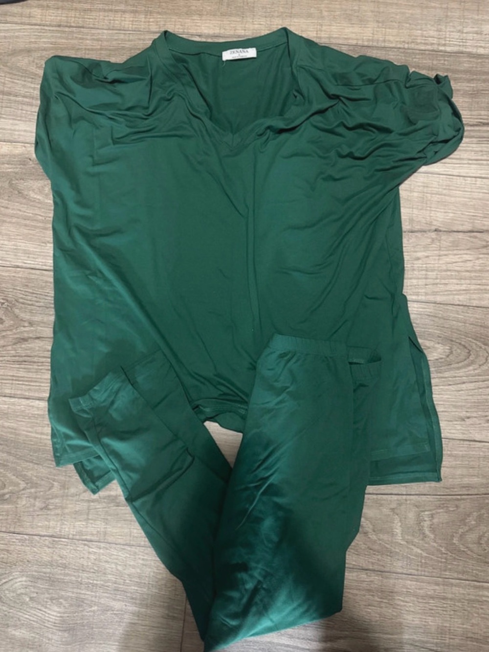 Cozy V-Neck Pajama Set in Deep Green